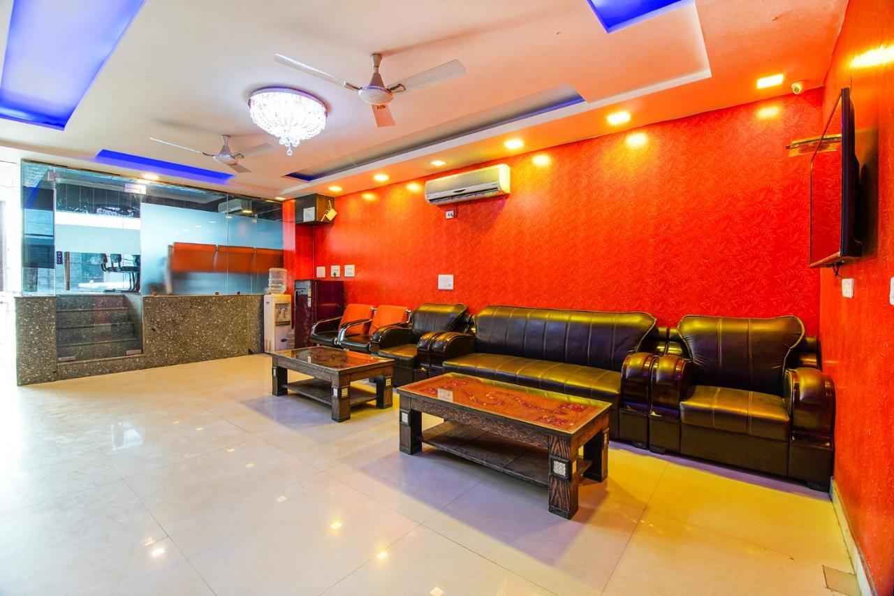 Fabexpress Tp Suite Near Igi Airport 뉴델리 외부 사진